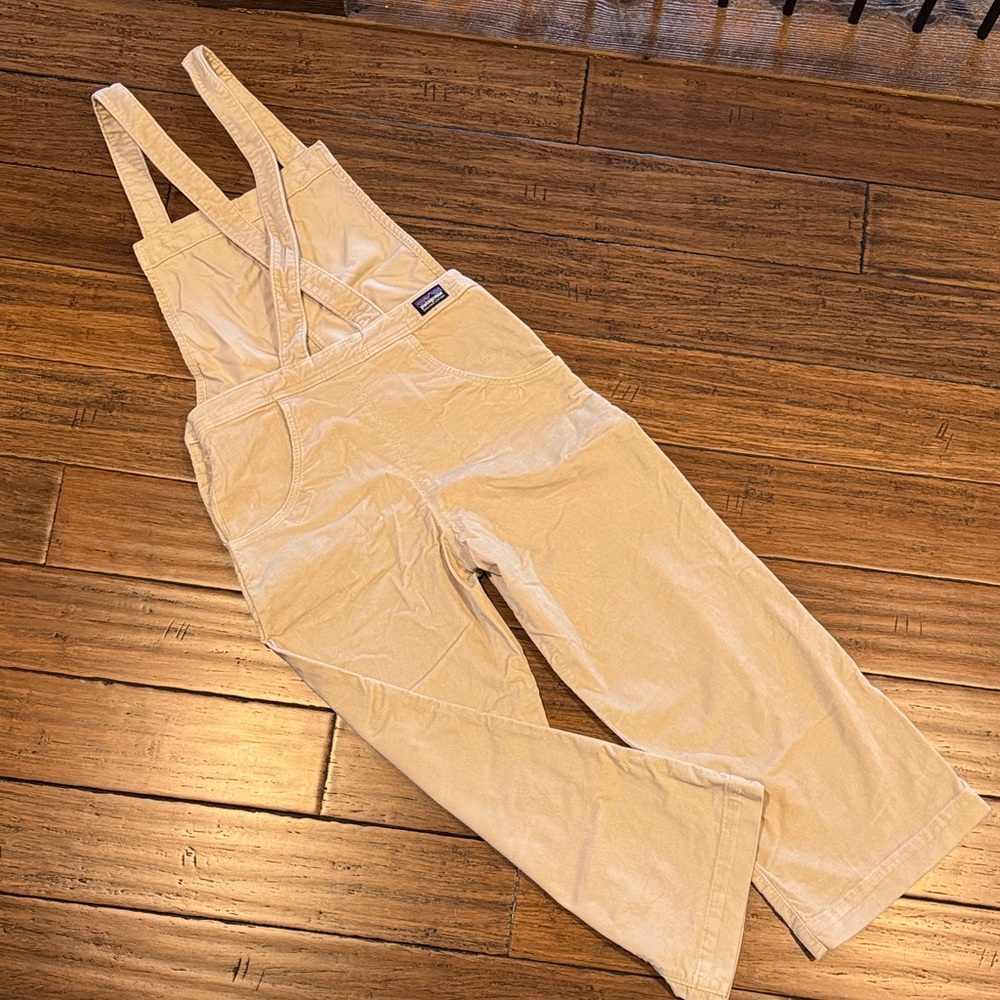 Patagonia Stand Up Cropped Corduroy Cream Overalls - Picture 6 of 7